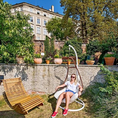 Royal View Apartments Прага Экстерьер фото