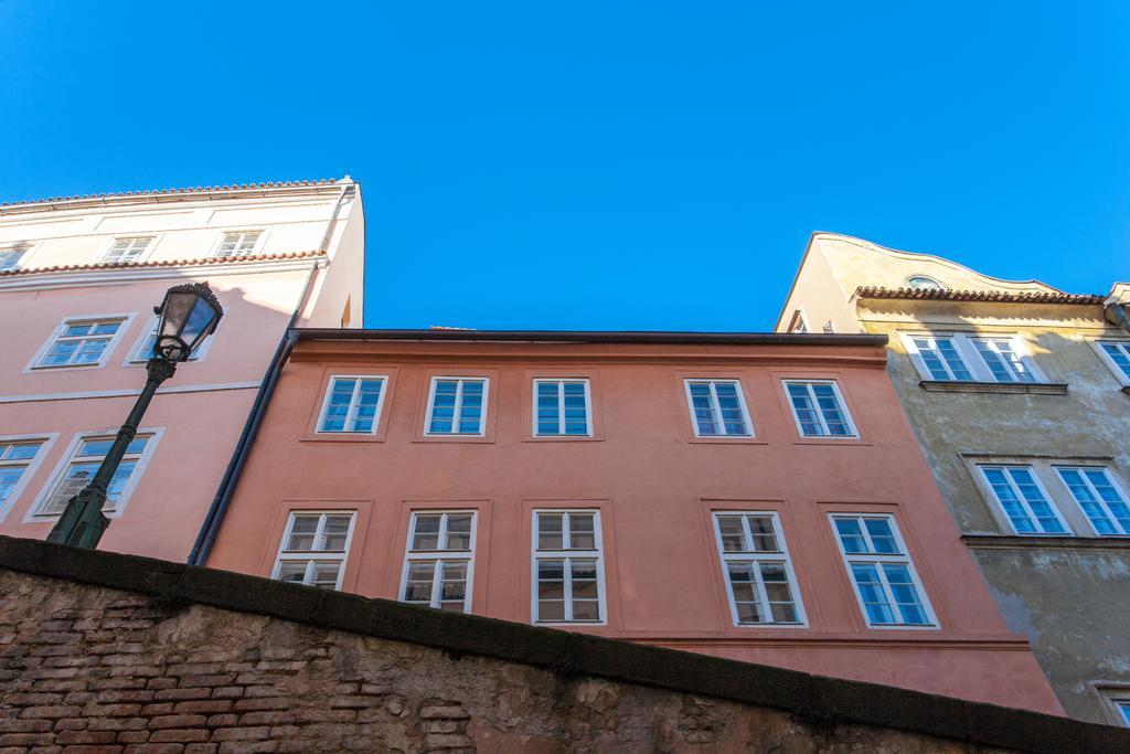 Royal View Apartments Прага Экстерьер фото