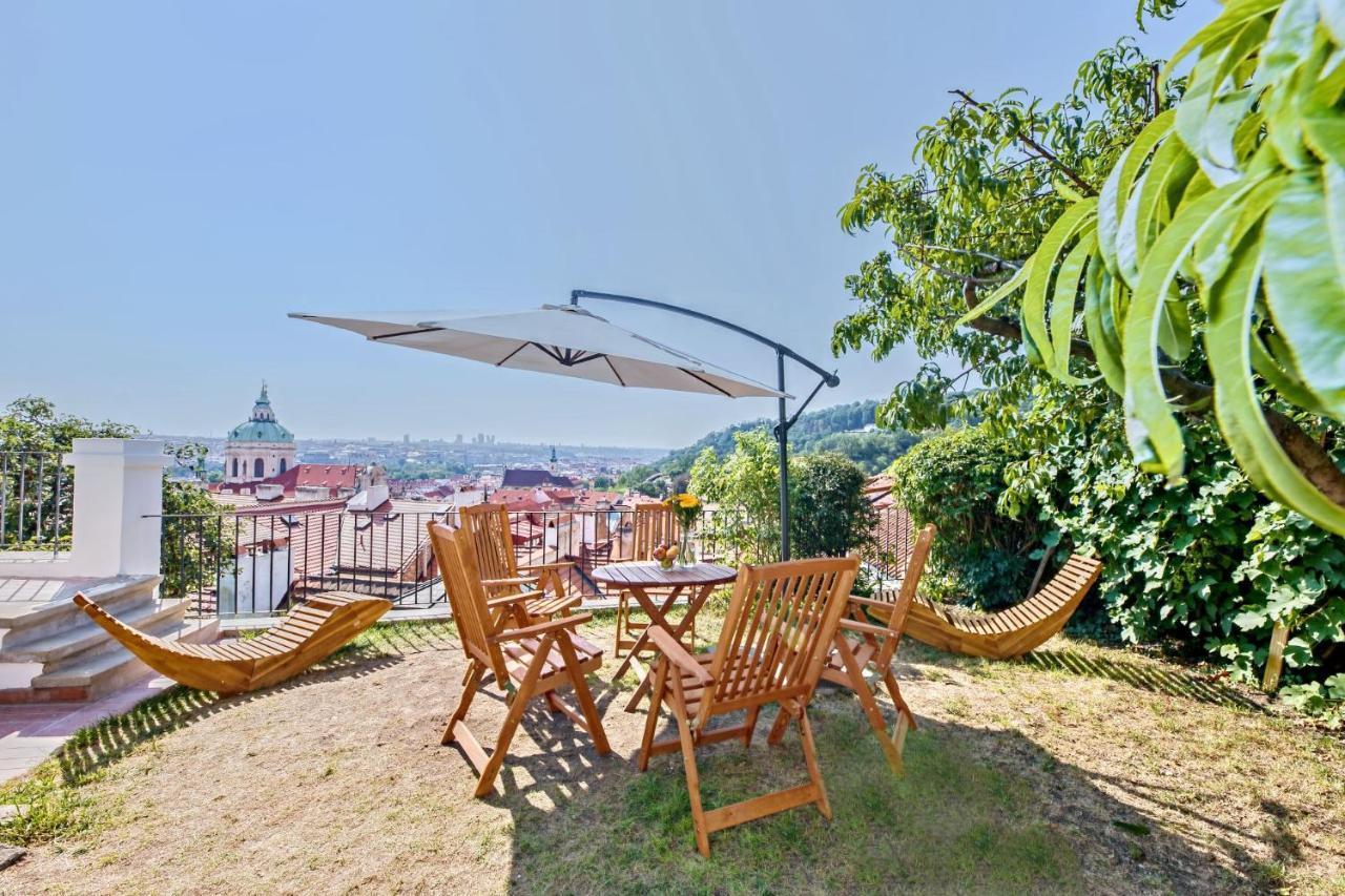 Royal View Apartments Прага Экстерьер фото