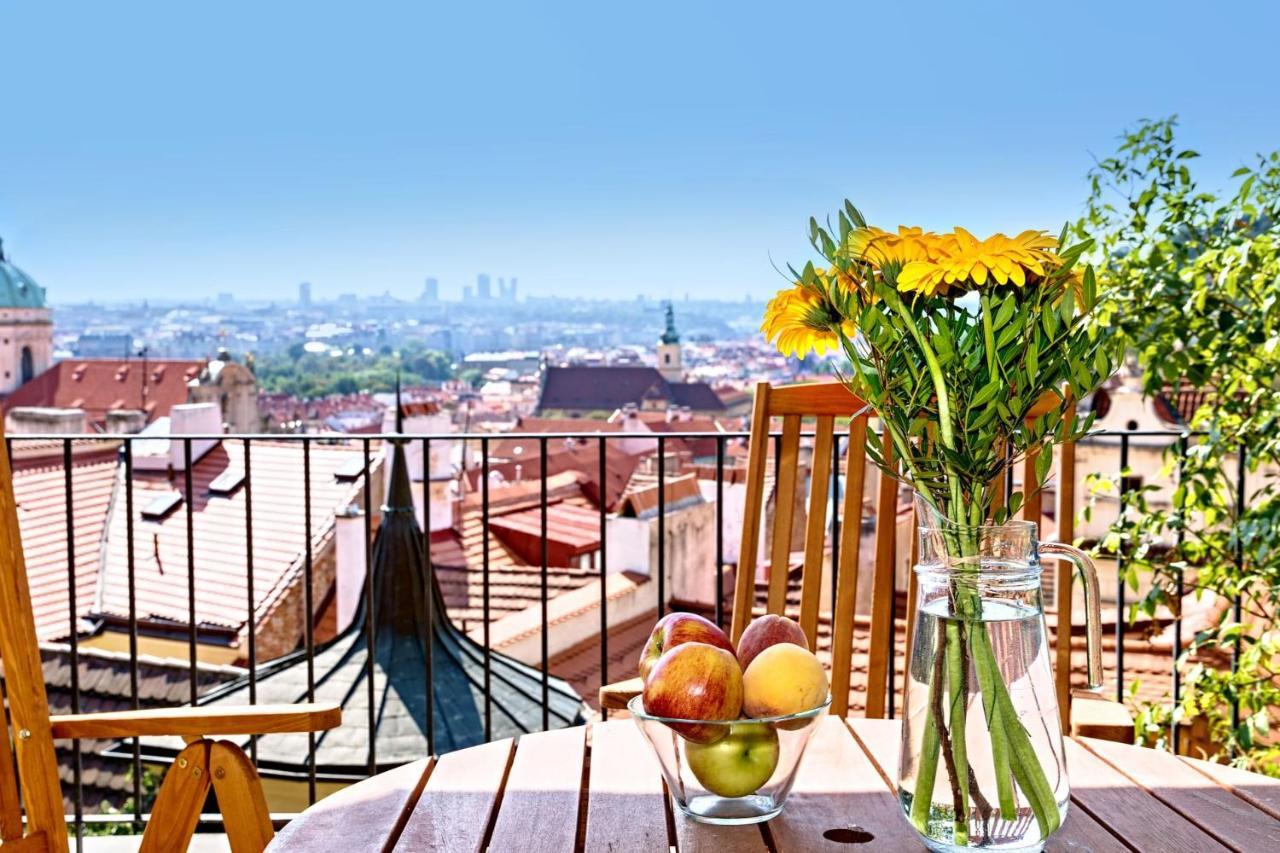 Royal View Apartments Прага Экстерьер фото