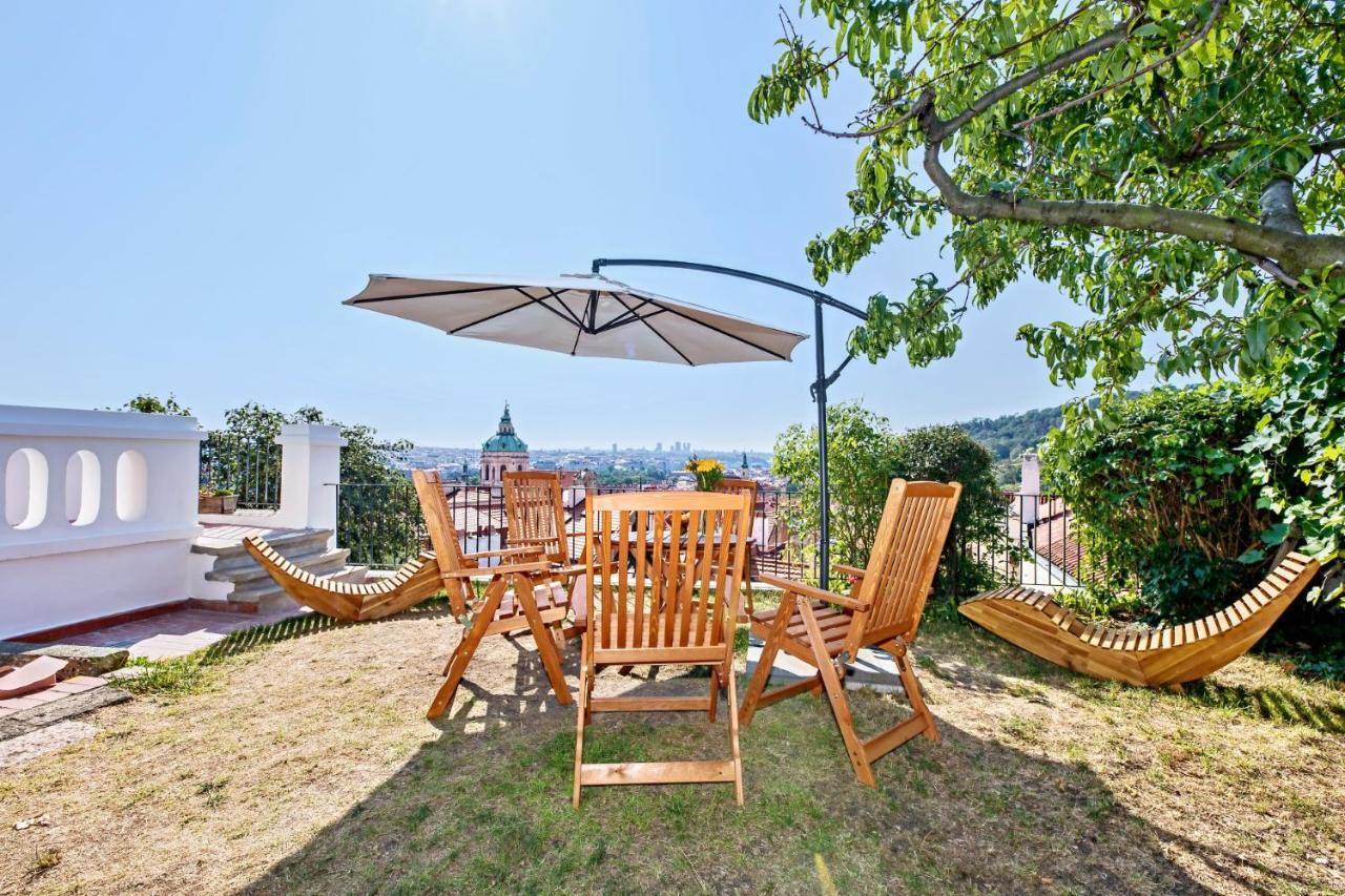 Royal View Apartments Прага Экстерьер фото