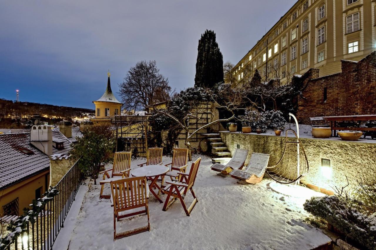 Royal View Apartments Прага Экстерьер фото