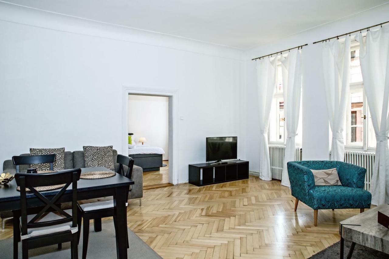Royal View Apartments Прага Экстерьер фото